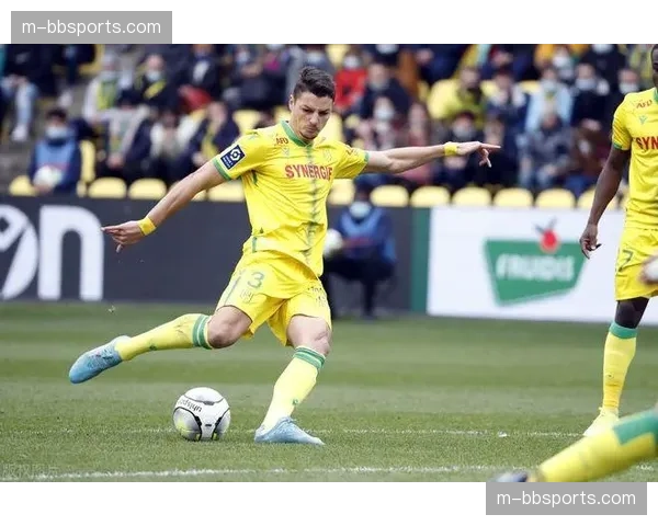 蒙彼利埃与特鲁瓦互交白卷，双方门将屡献神扑